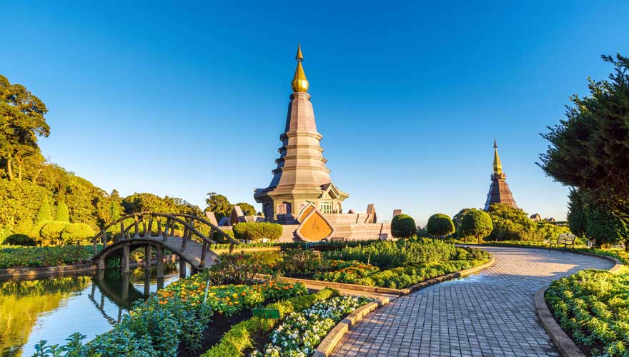 Chedis im Doi Inthanon Nationalpark in Chiang Mai