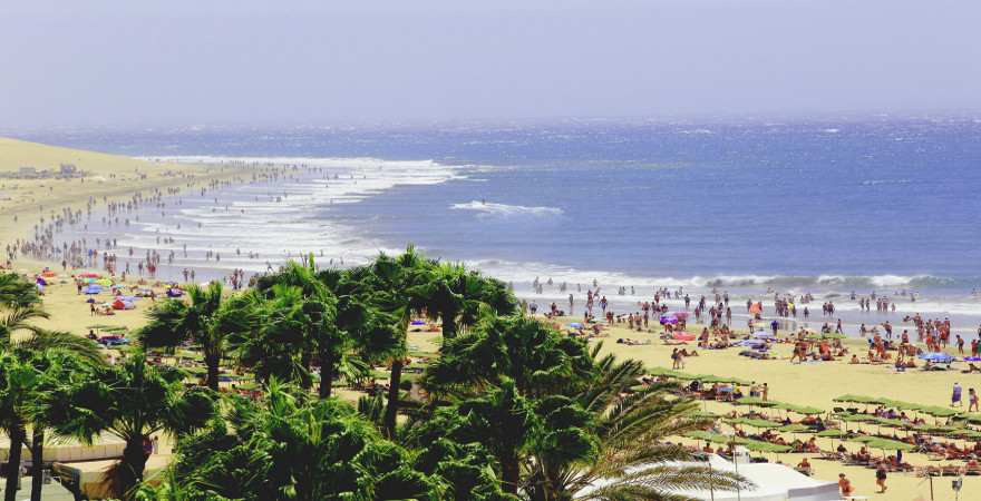 langezogener Strand von Maspalomas