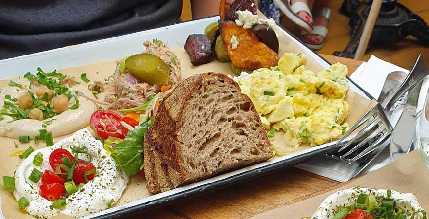 Hippes Cafe in Tel Aviv