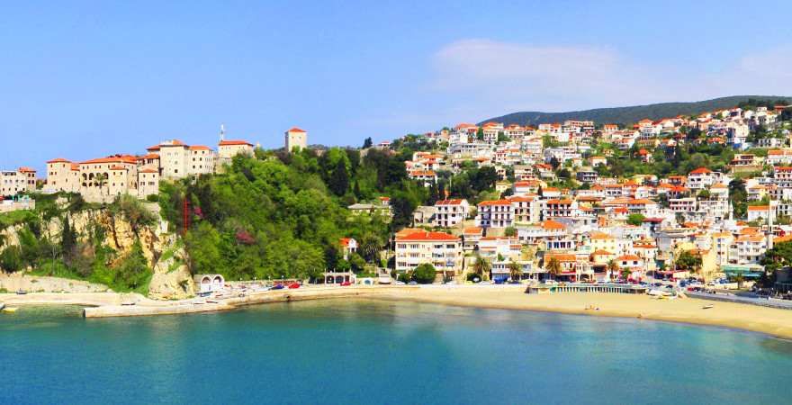 Schöne Bucht in Ulcinj mit Strand