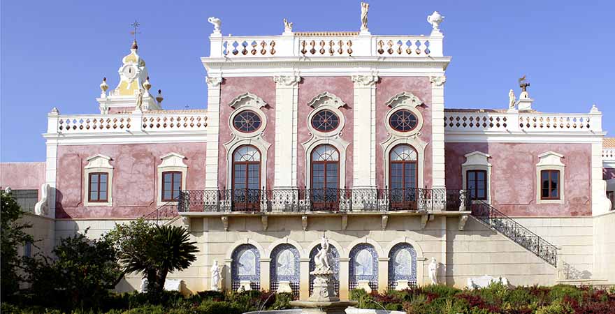 Palace of Auch in Estoi