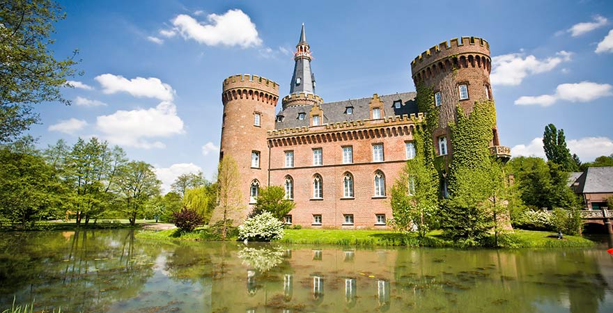 Schloss Moyland in Bedburg-Hau am Niederrhein