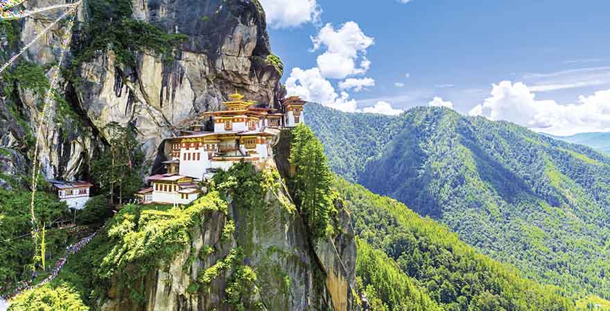 Taktshang-Kloster auf einem steilen Berg in Bhutan