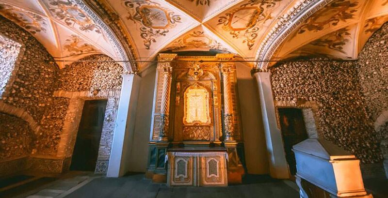 Kapelle der Knochen in Evora