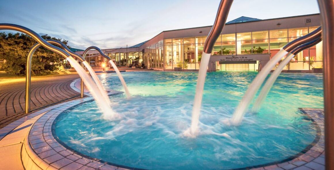 HEIDE SPA Badelandschaft Außenbecken