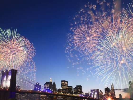 Silvester Feuerwerk über Skyline von Manhattan, New York