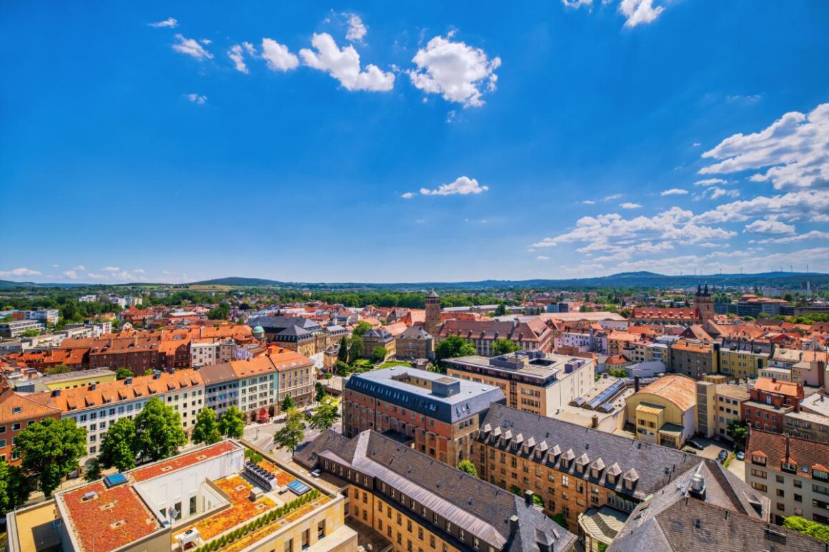 9 Top Bayreuth Sehenswürdigkeiten: Kunst, Kultur und Leichtigkeit einer fränkischen Stadt Blick auf Altstadt von Bayreuth