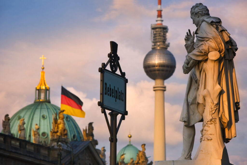 Four Seasons in Berlin Wiedereröffnung