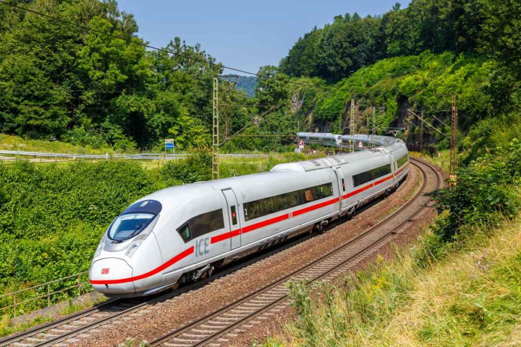 ICE-Zug der Deutschen Bahn